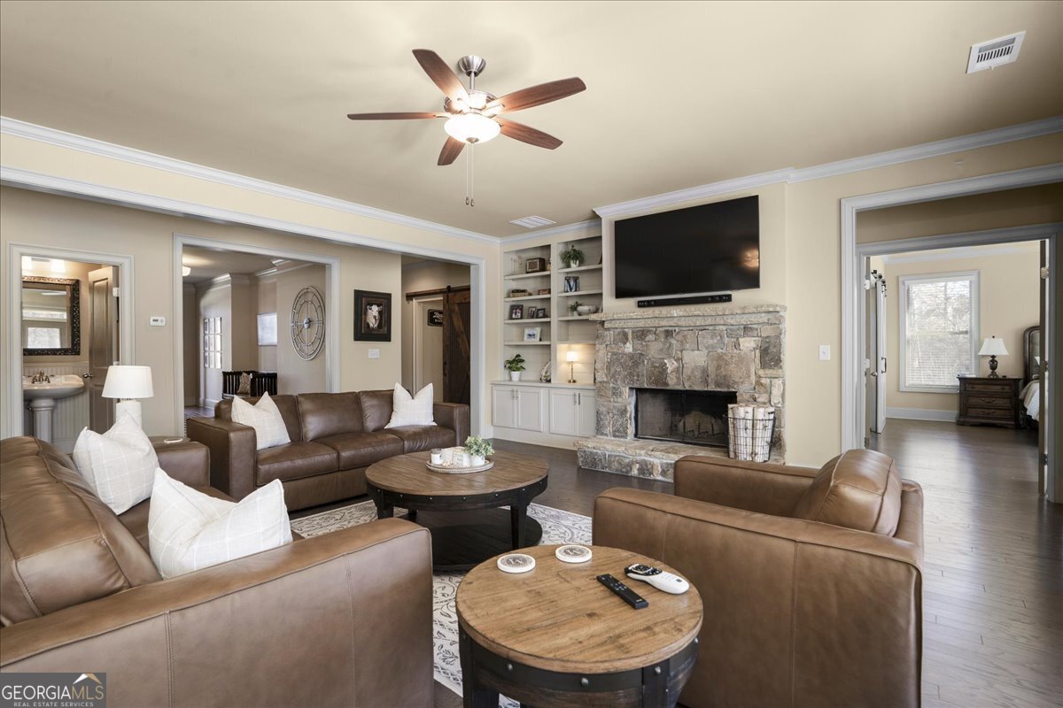 309 Sterling Lake Way