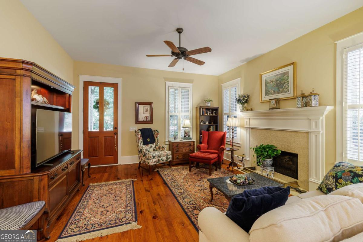 3 Oak Grove Road