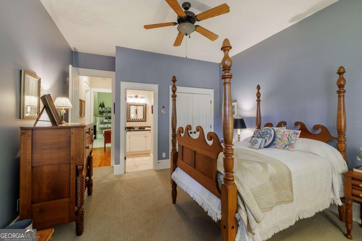 3 Oak Grove Road