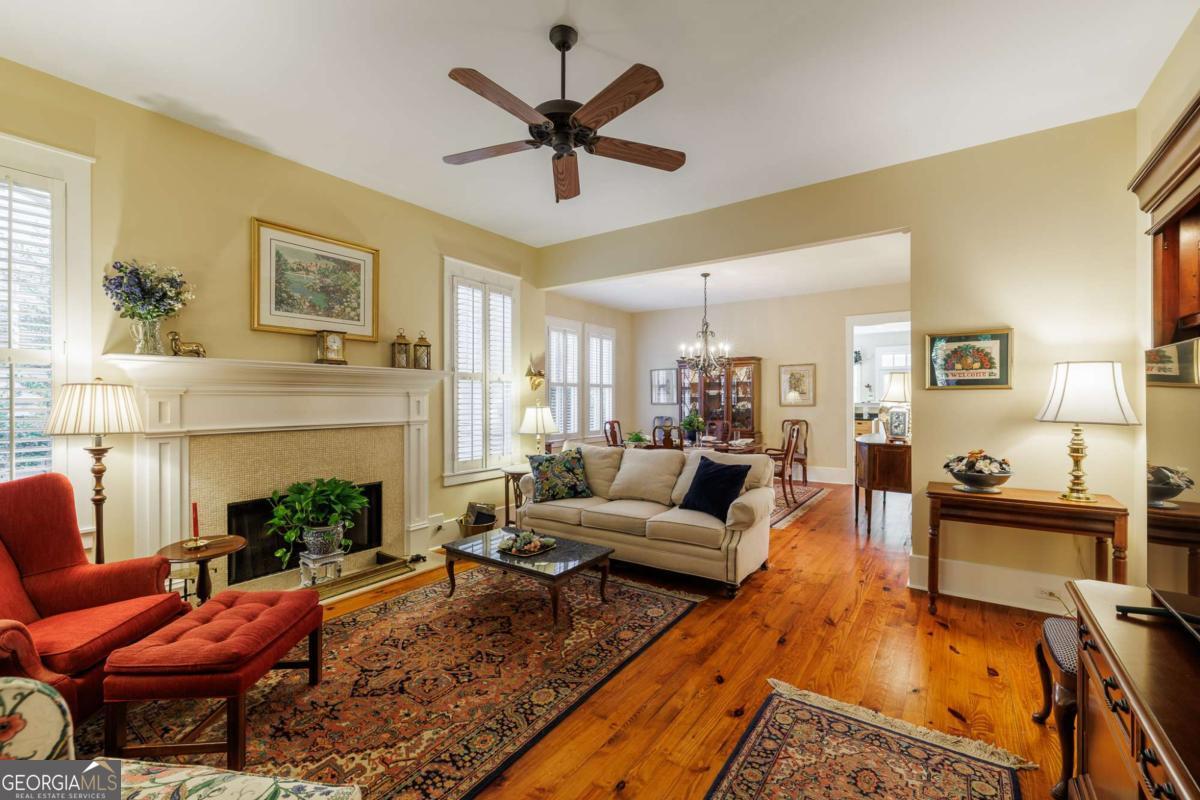 3 Oak Grove Road