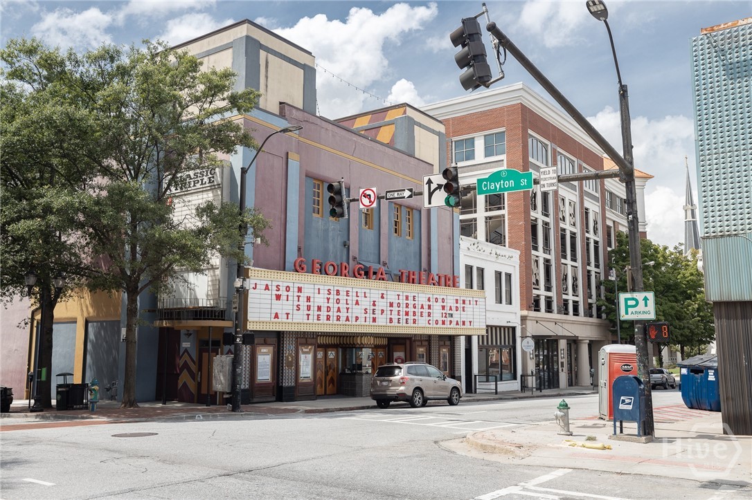 131 Broad Street E 707