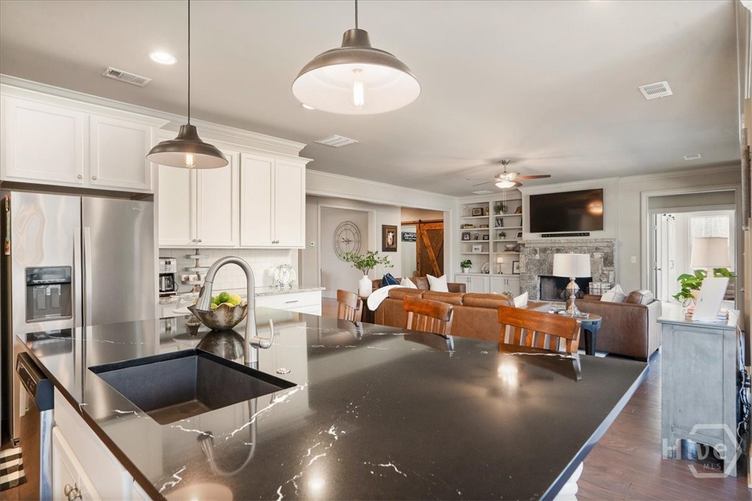 309 Sterling Lake Way