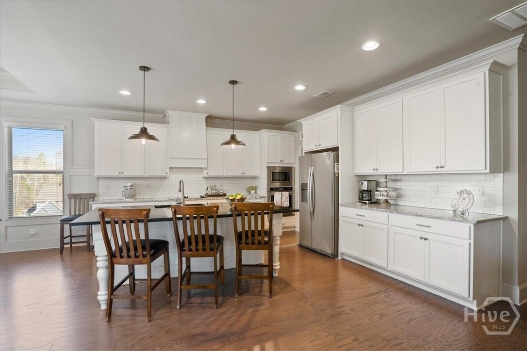 309 Sterling Lake Way