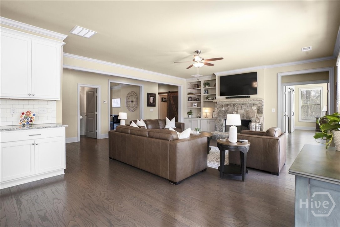 309 Sterling Lake Way