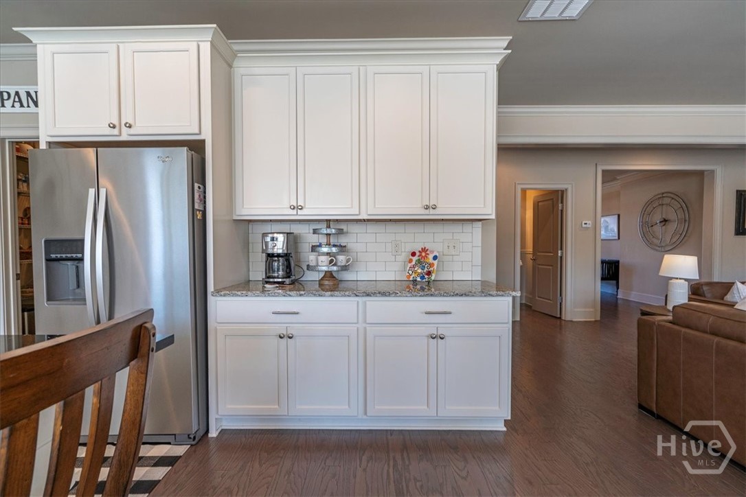 309 Sterling Lake Way