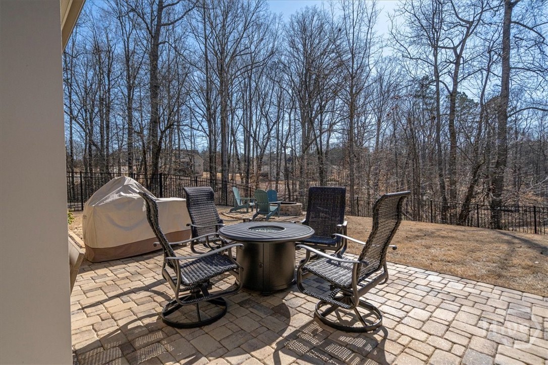 309 Sterling Lake Way