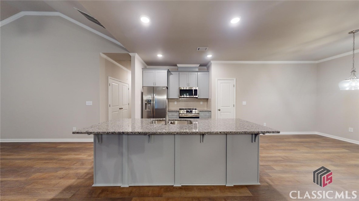 402 Sunset Drive