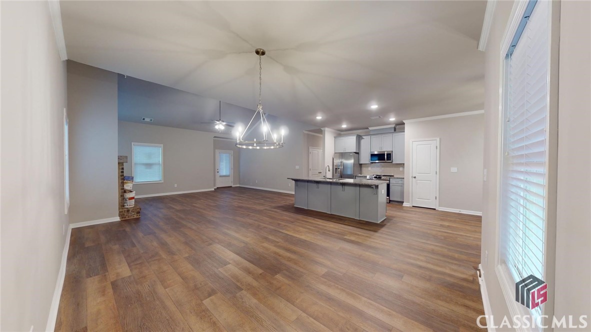 402 Sunset Drive