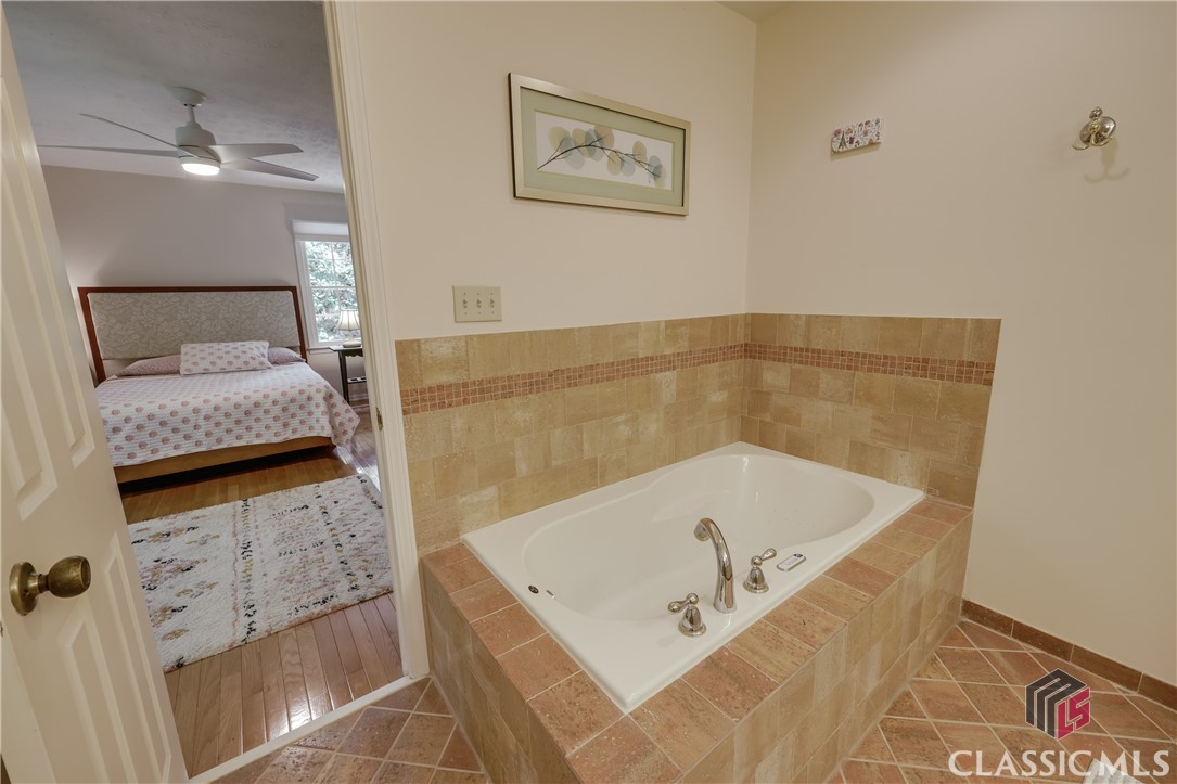 375 St George Drive