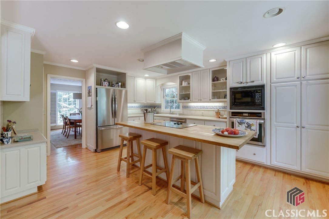 375 St George Drive