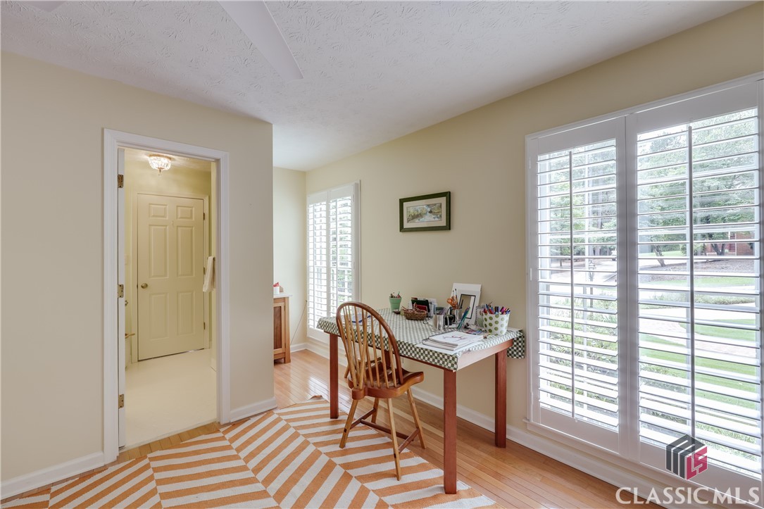 375 St George Drive