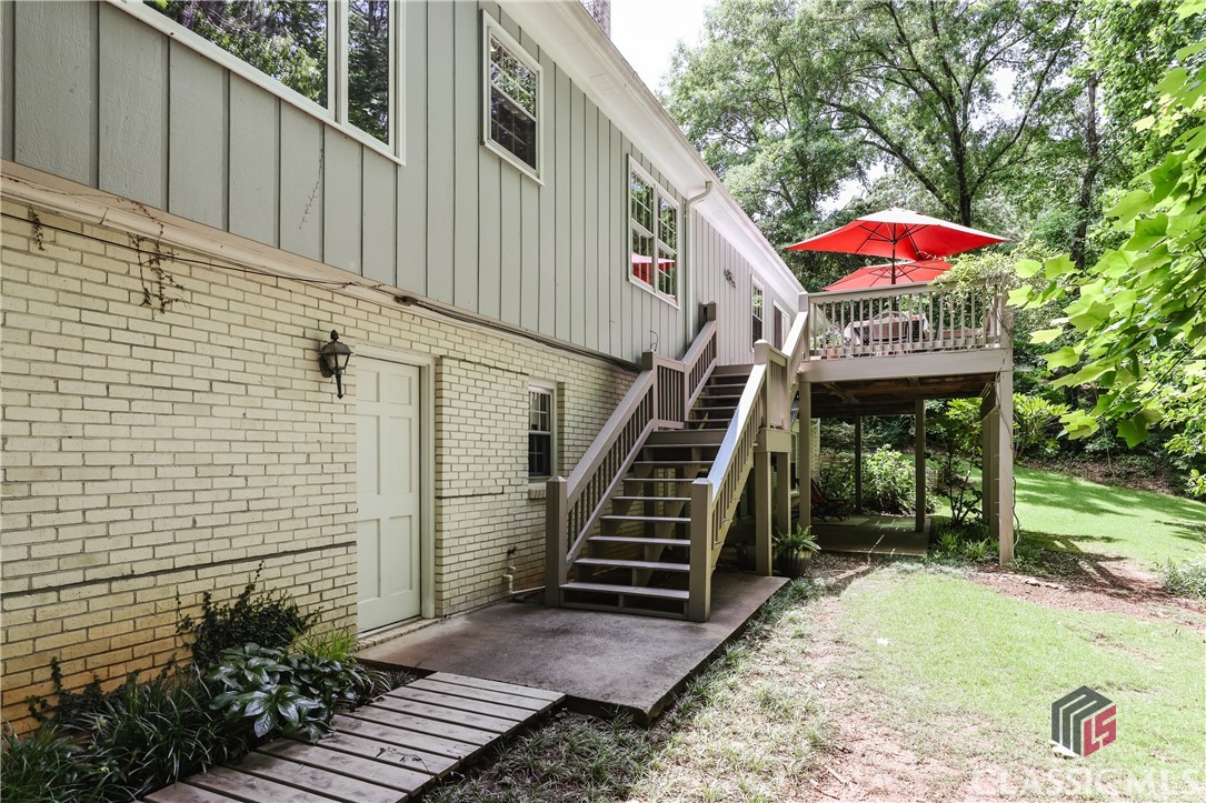 375 St George Drive