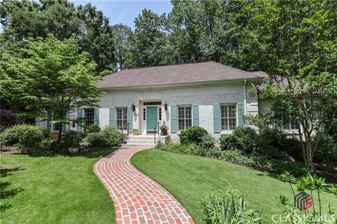 375 St George Drive
