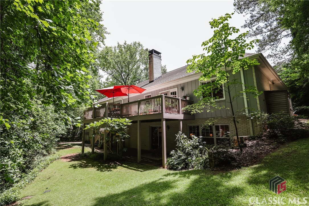 375 St George Drive