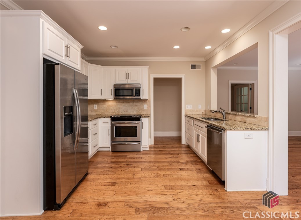 1193 Bracken Court
