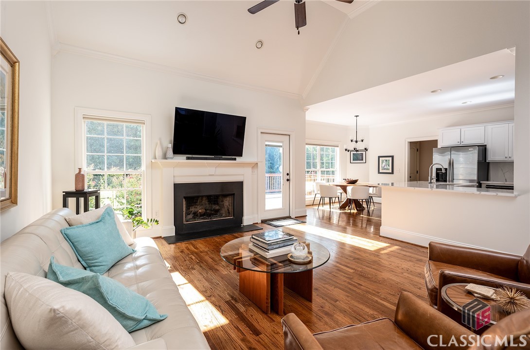 1193 Bracken Court