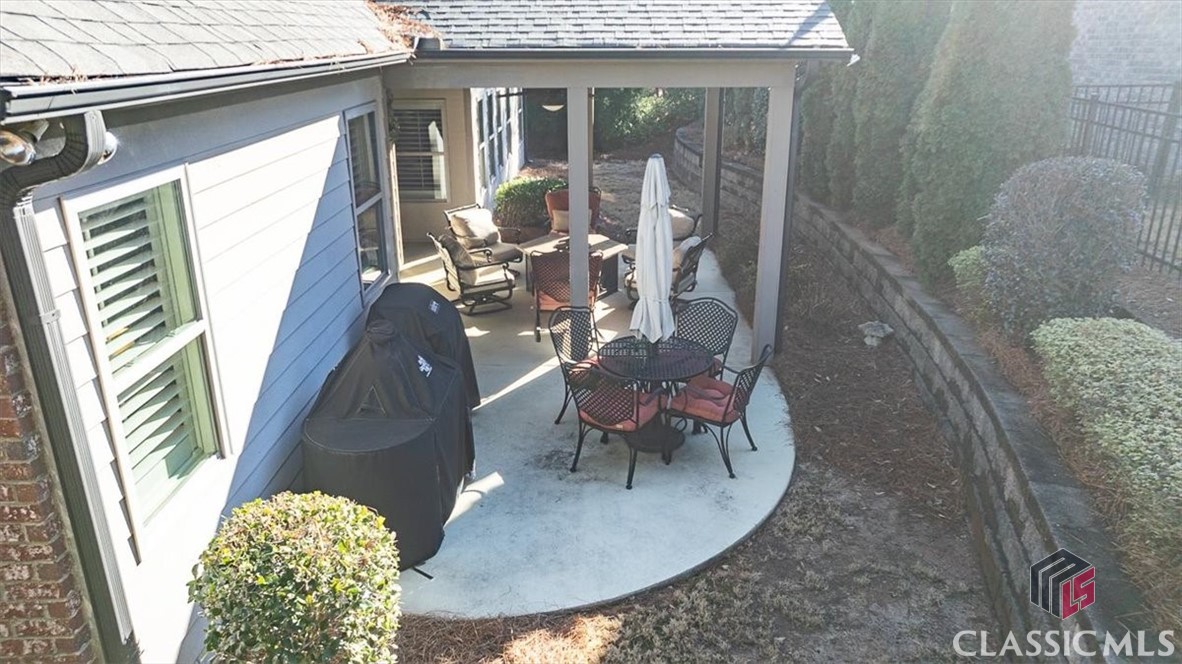 1593 Cambridge Square