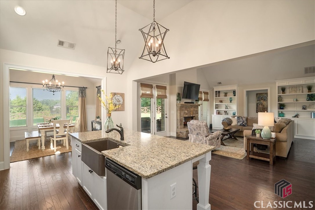 112 Sterling Lake
