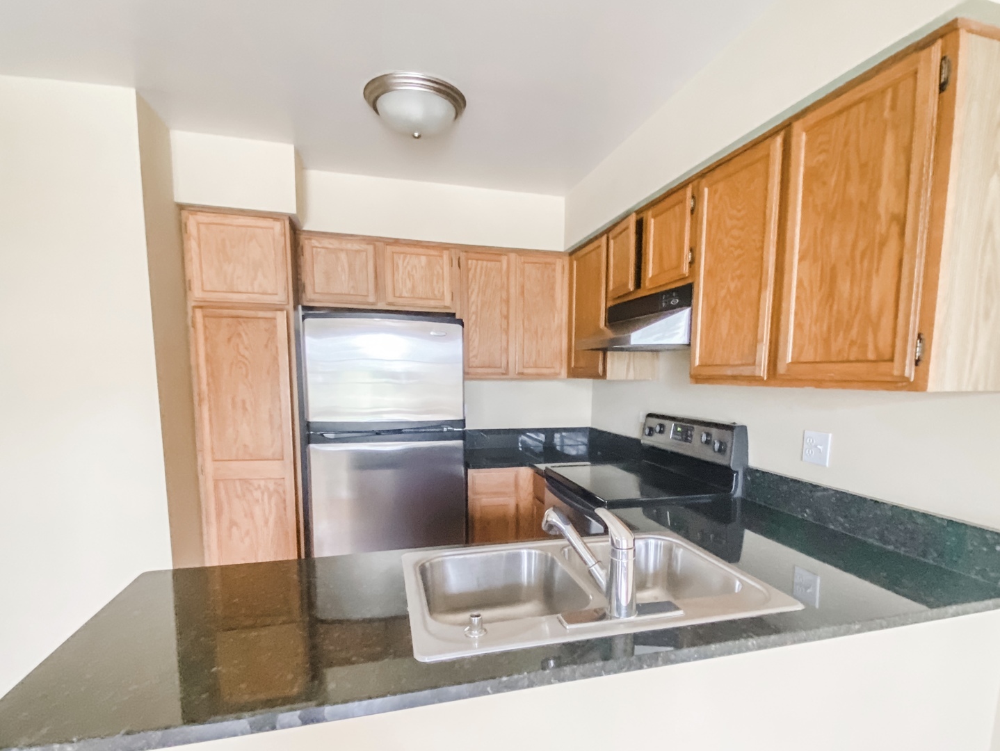 1482 W Jefferson Avenue Unit: E