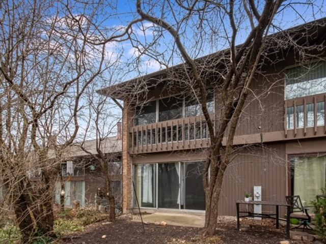 5906 Meadow Drive