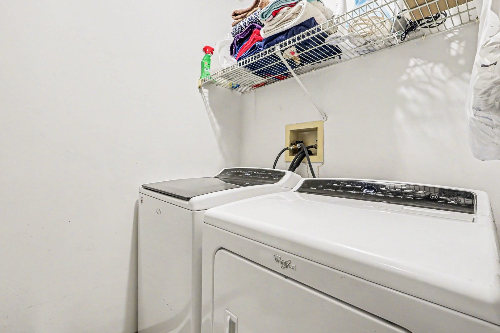2S750 Grove Lane Unit: 23-C