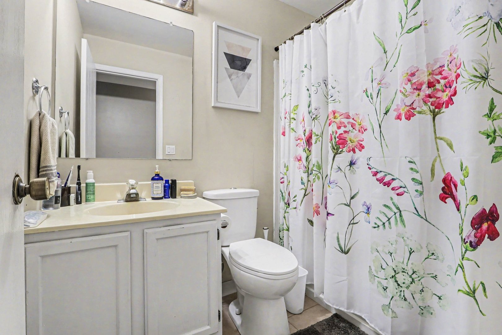 2S750 Grove Lane Unit: 23-C