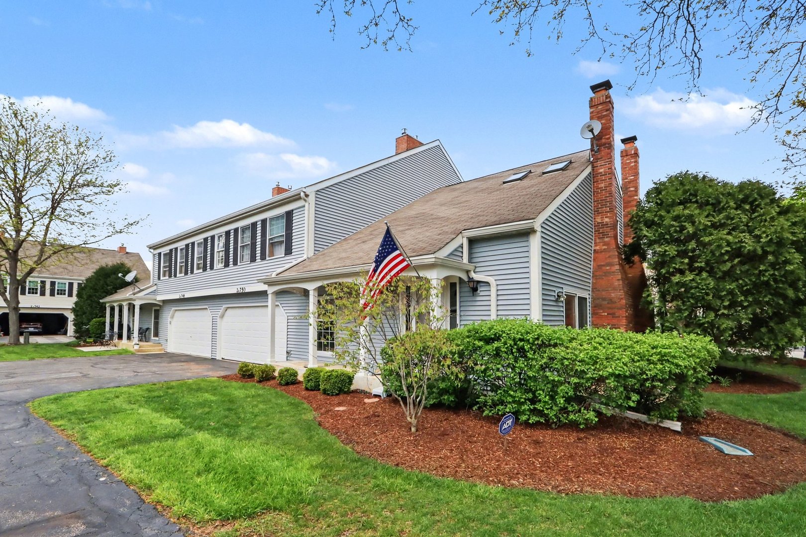 2S750 Grove Lane Unit: 23-C
