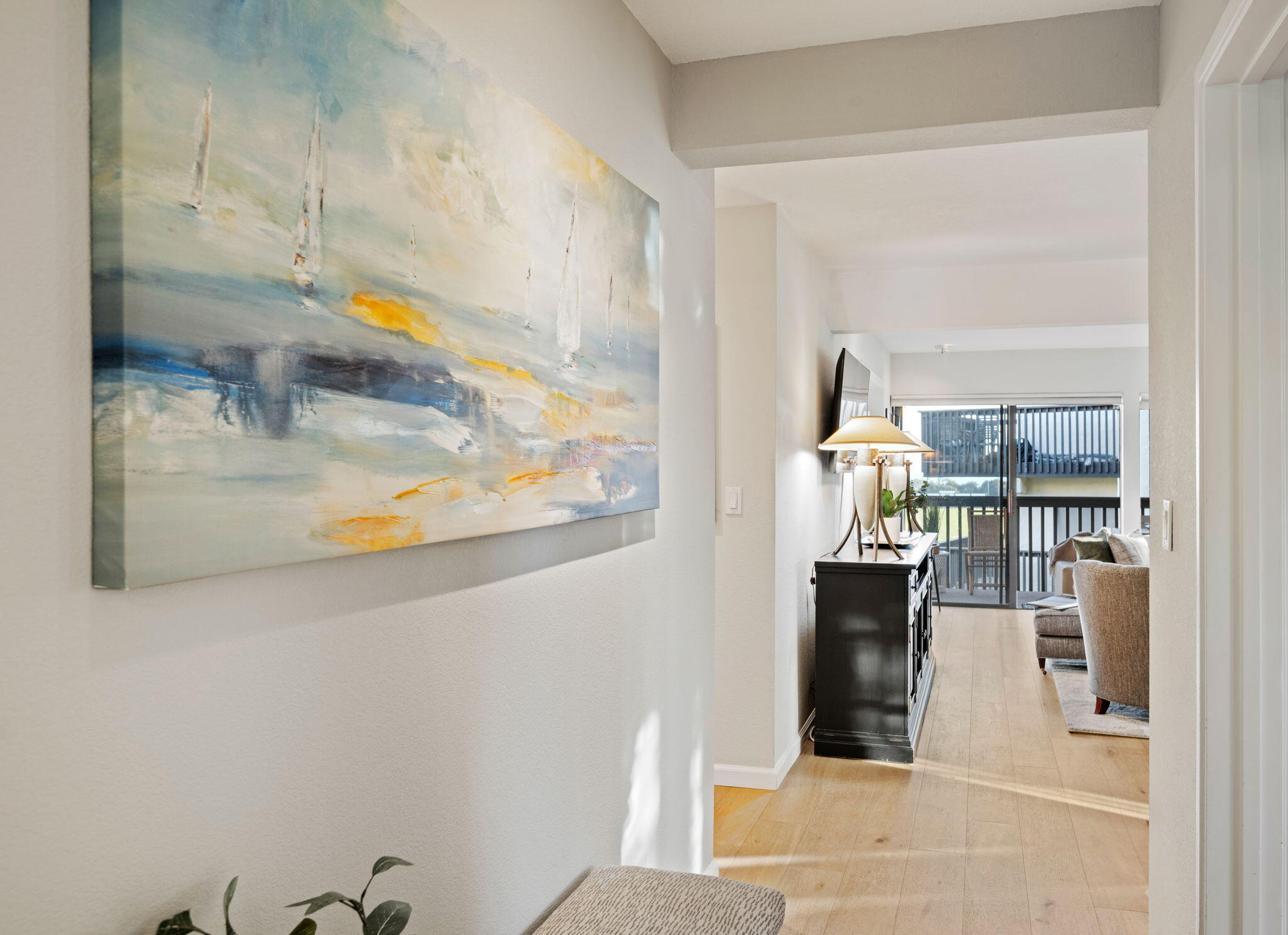 3375 Foothill Road, 723