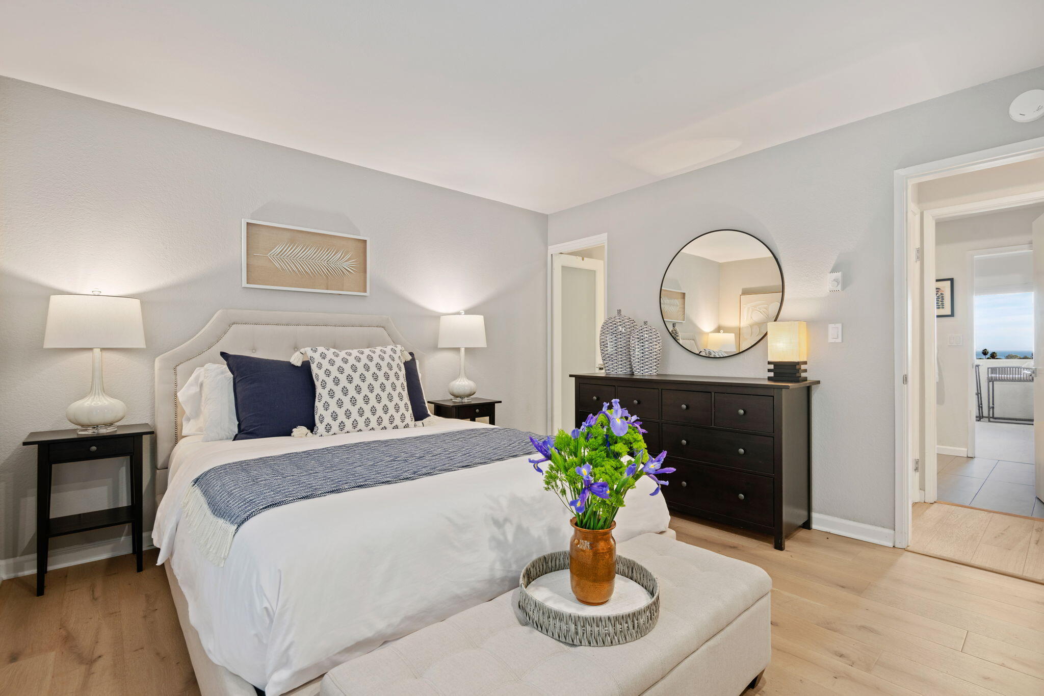 3375 Foothill Road, 723