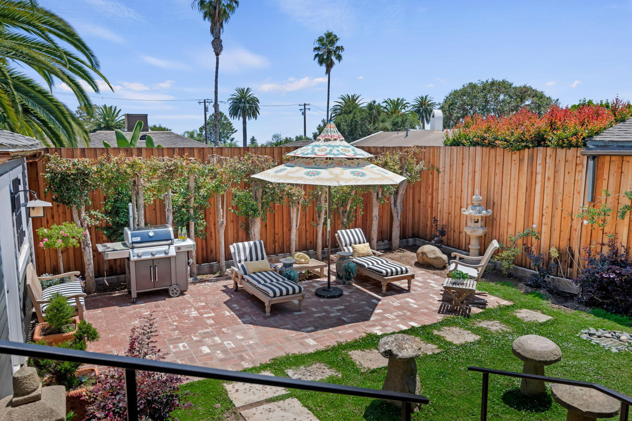 328 E Padre Street