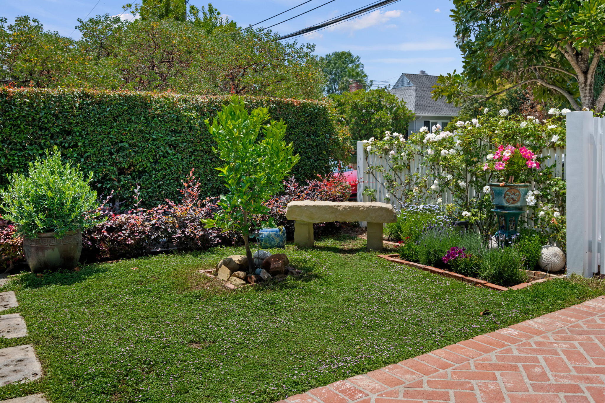 328 E Padre Street