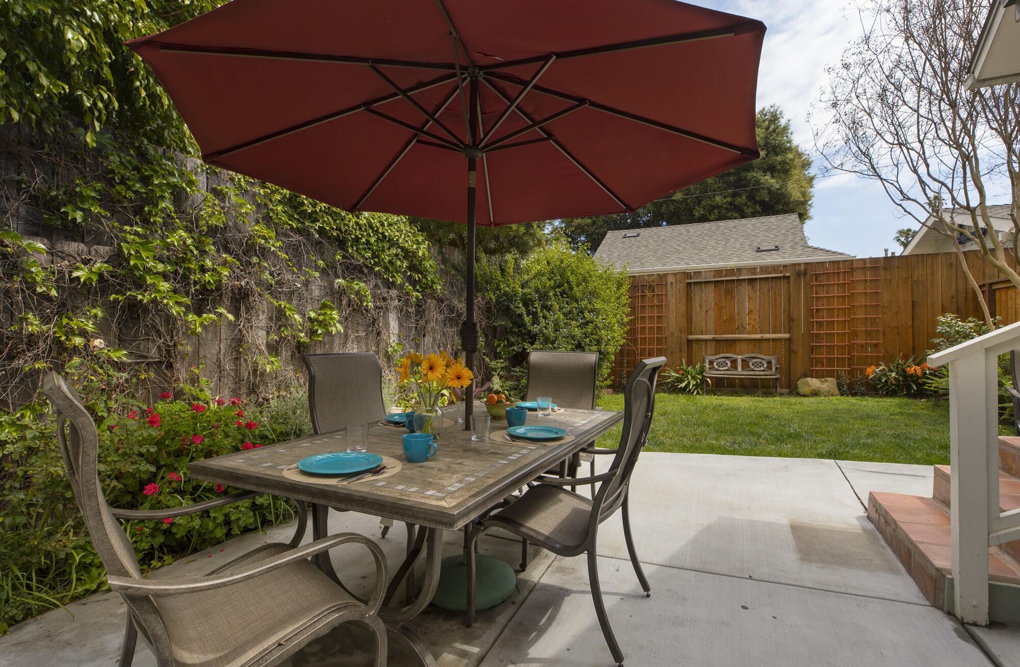 1132 Curley Avenue