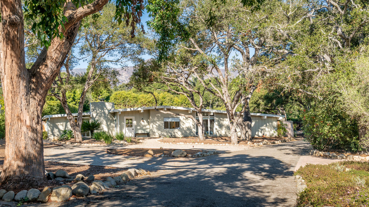 1420 N Jameson Lane