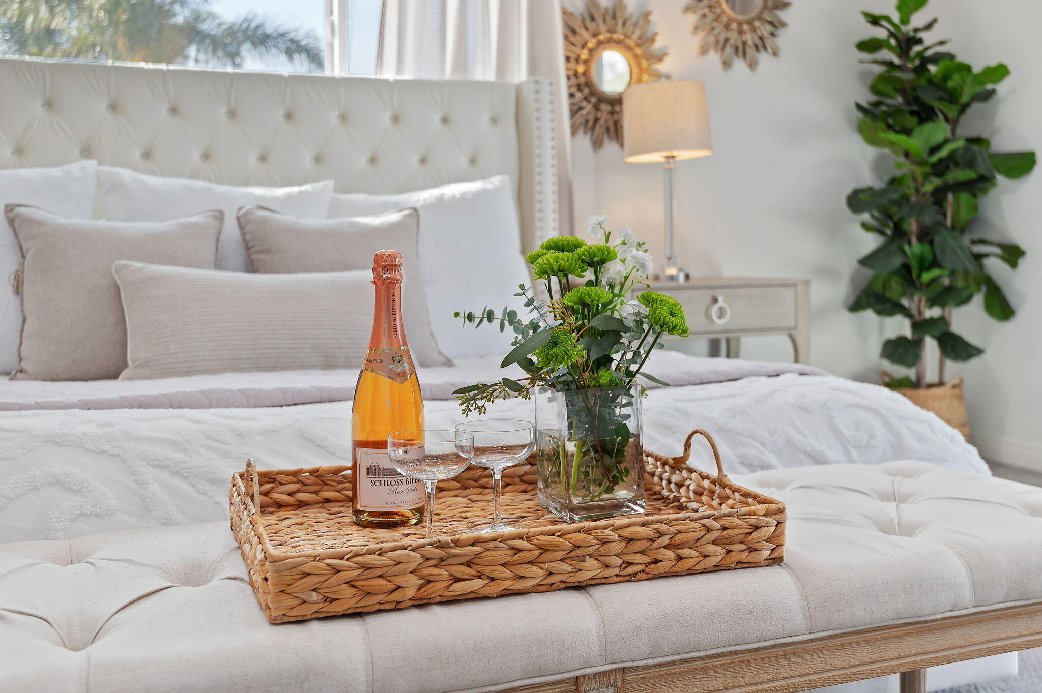 1476 Crestline Drive