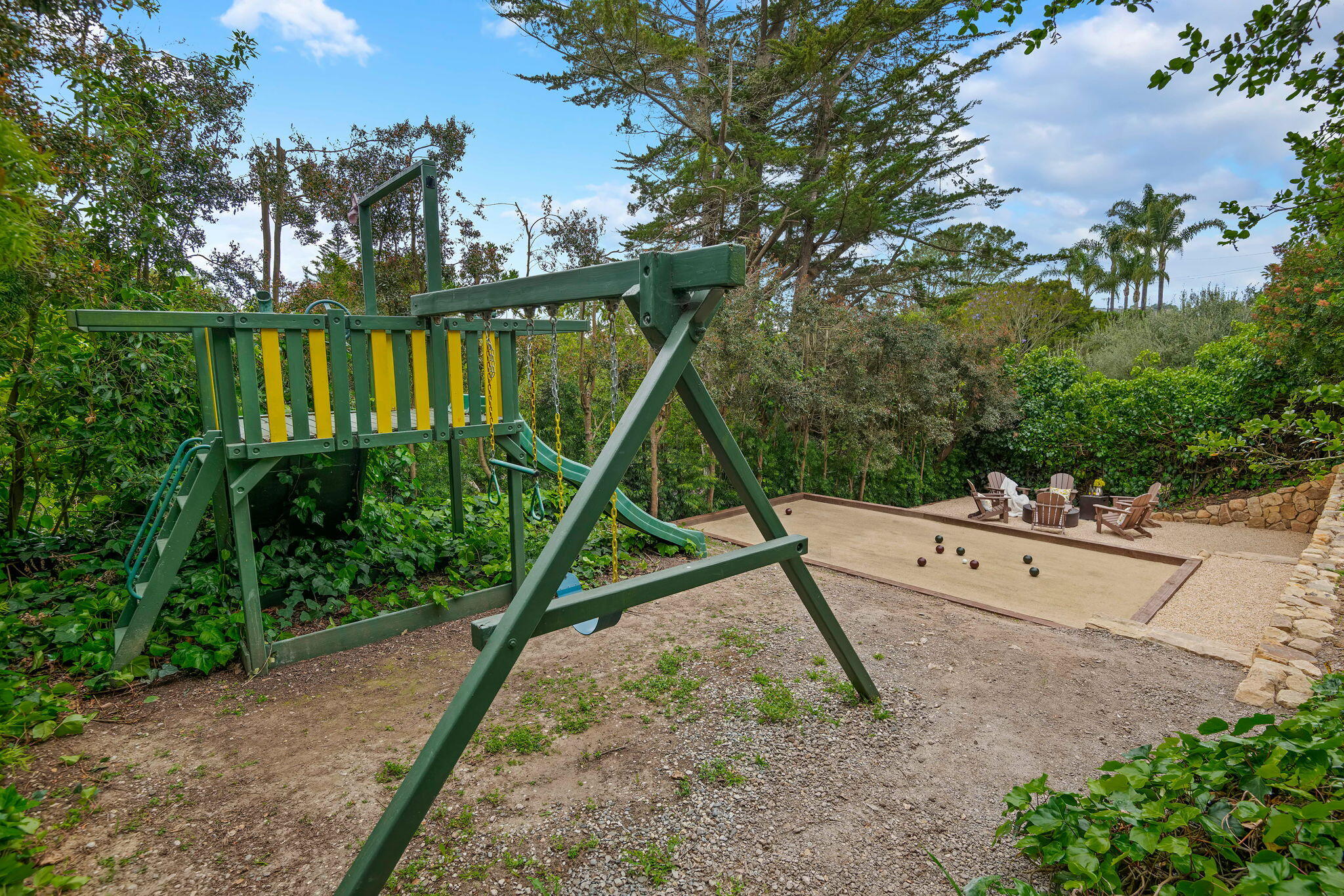 1476 Crestline Drive