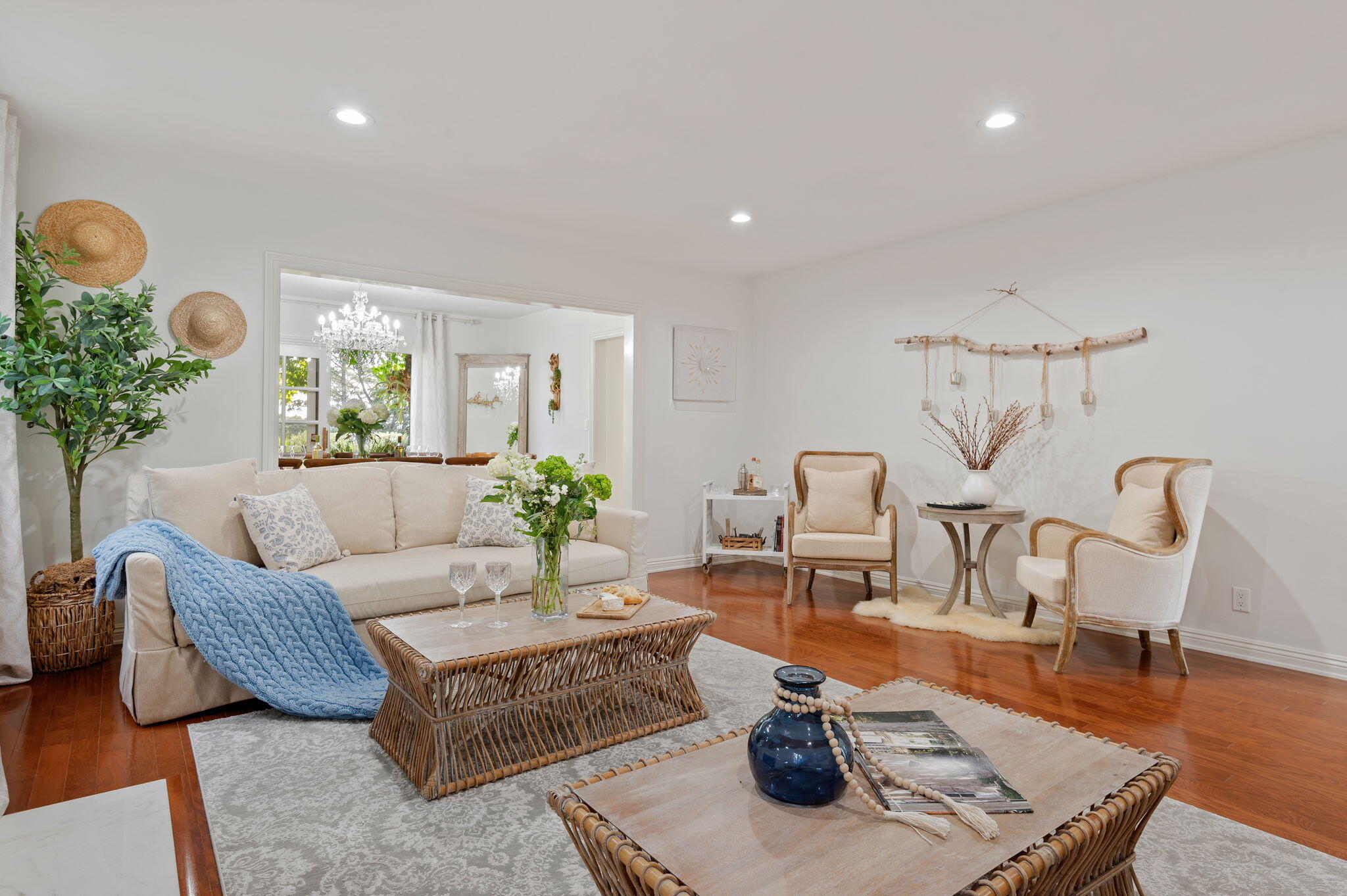 1476 Crestline Drive