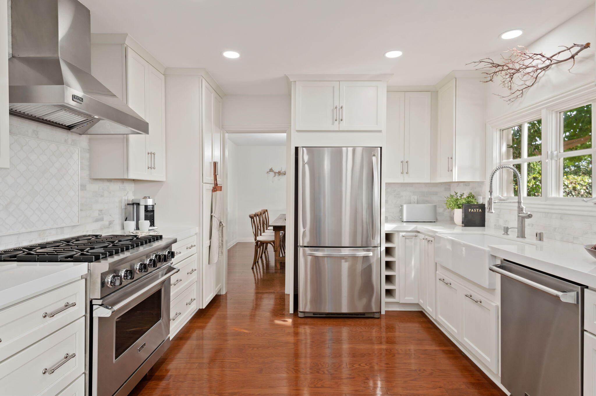 1476 Crestline Drive