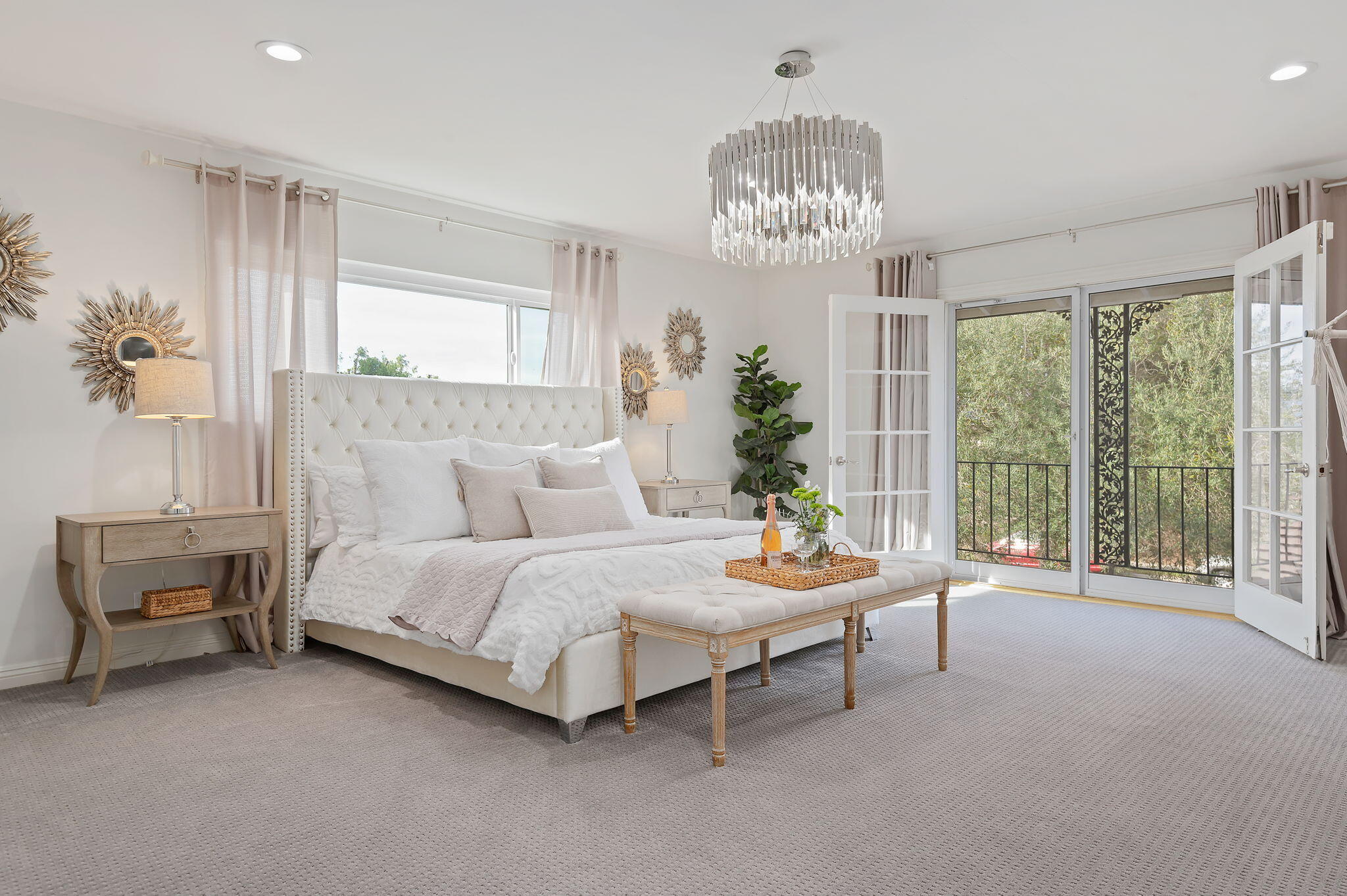 1476 Crestline Drive