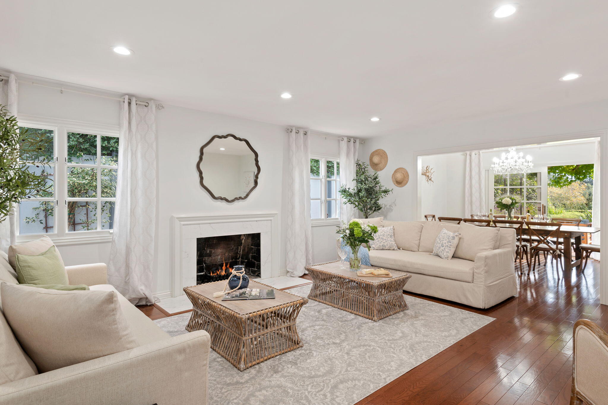 1476 Crestline Drive