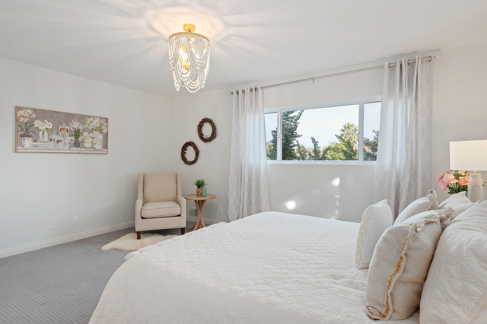 1476 Crestline Drive