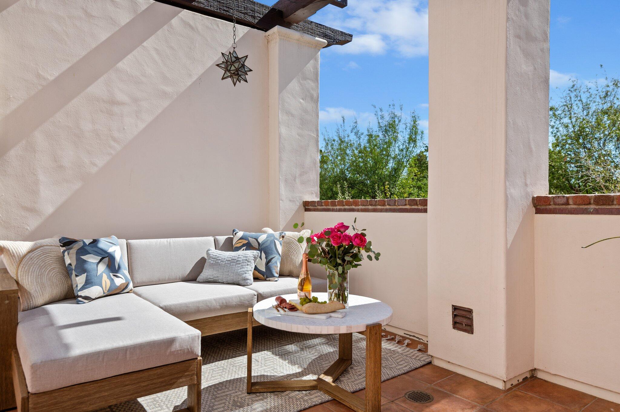 401 Chapala Street Apt 219