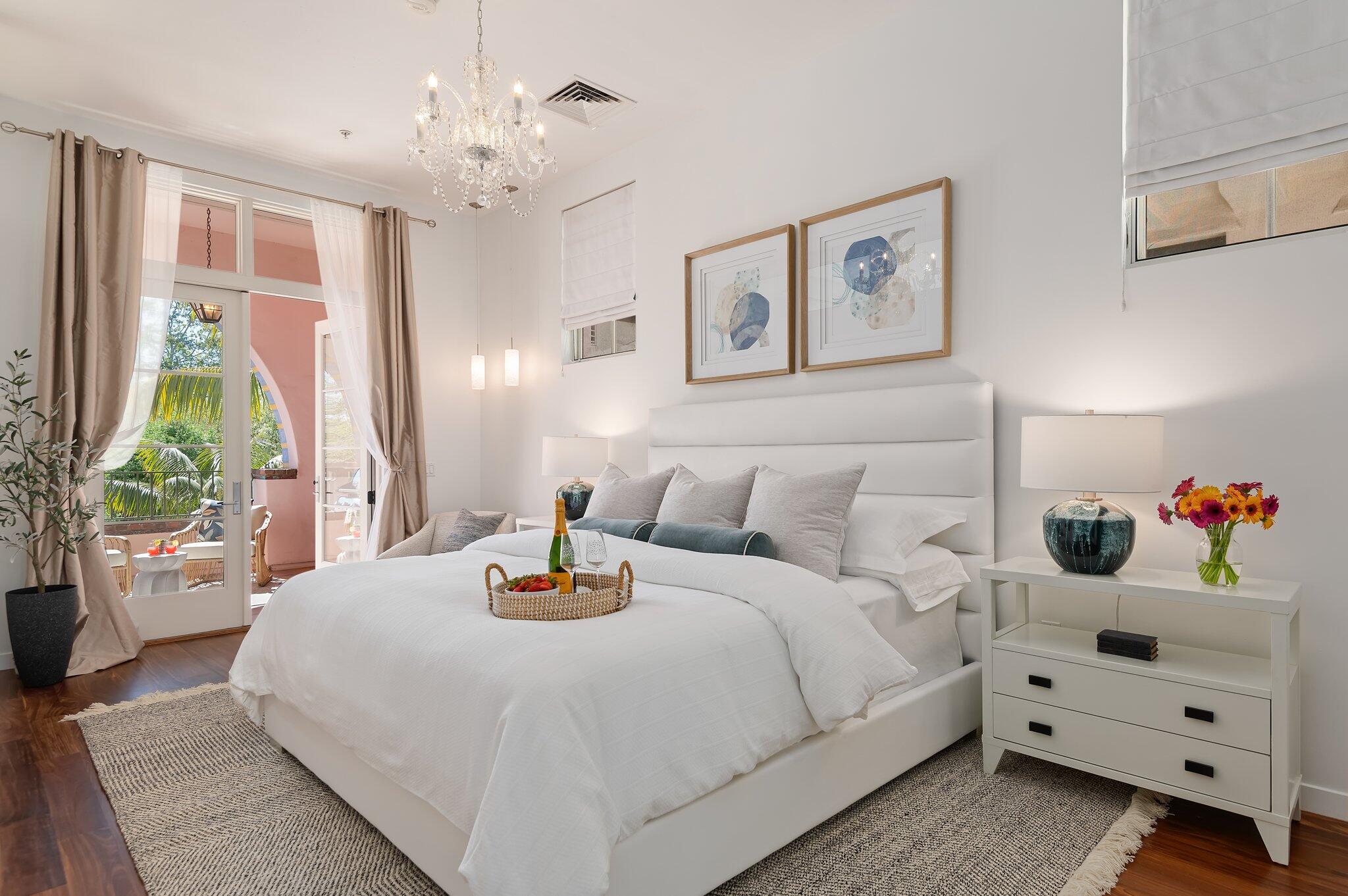 401 Chapala Street Apt 219