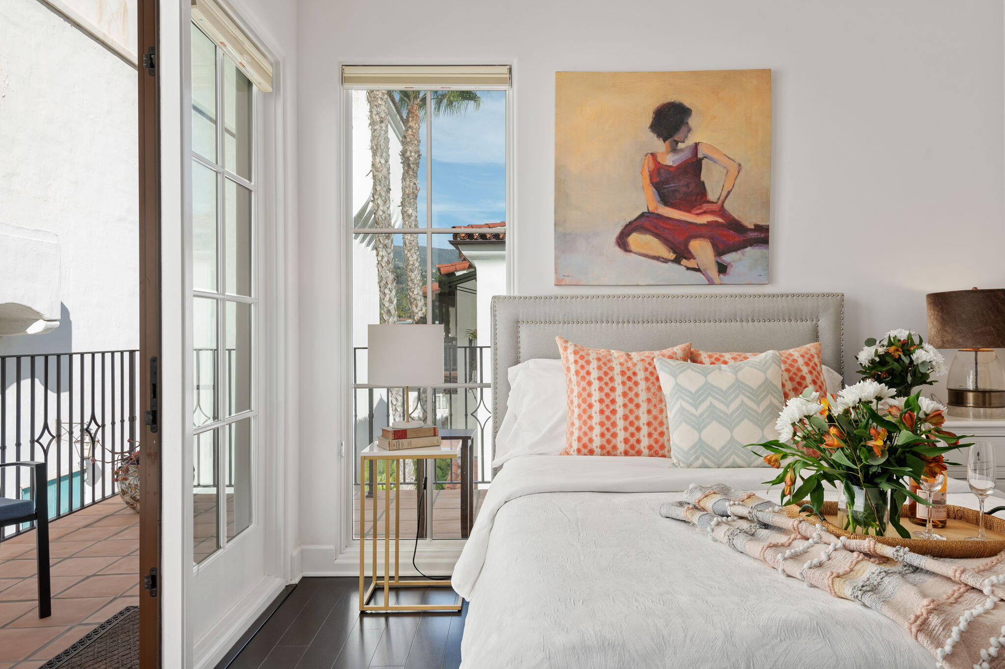 18 W Victoria Street Apt 303