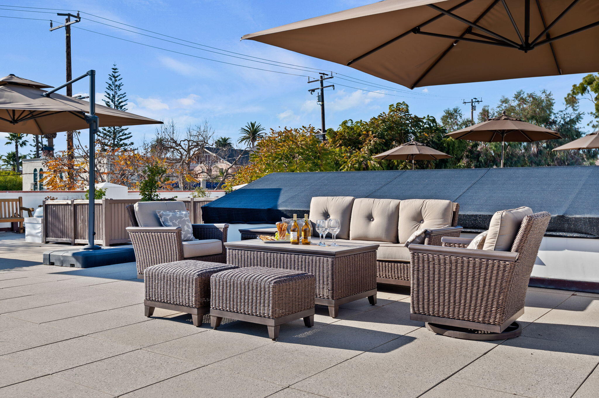 18 W Victoria Street Apt 303