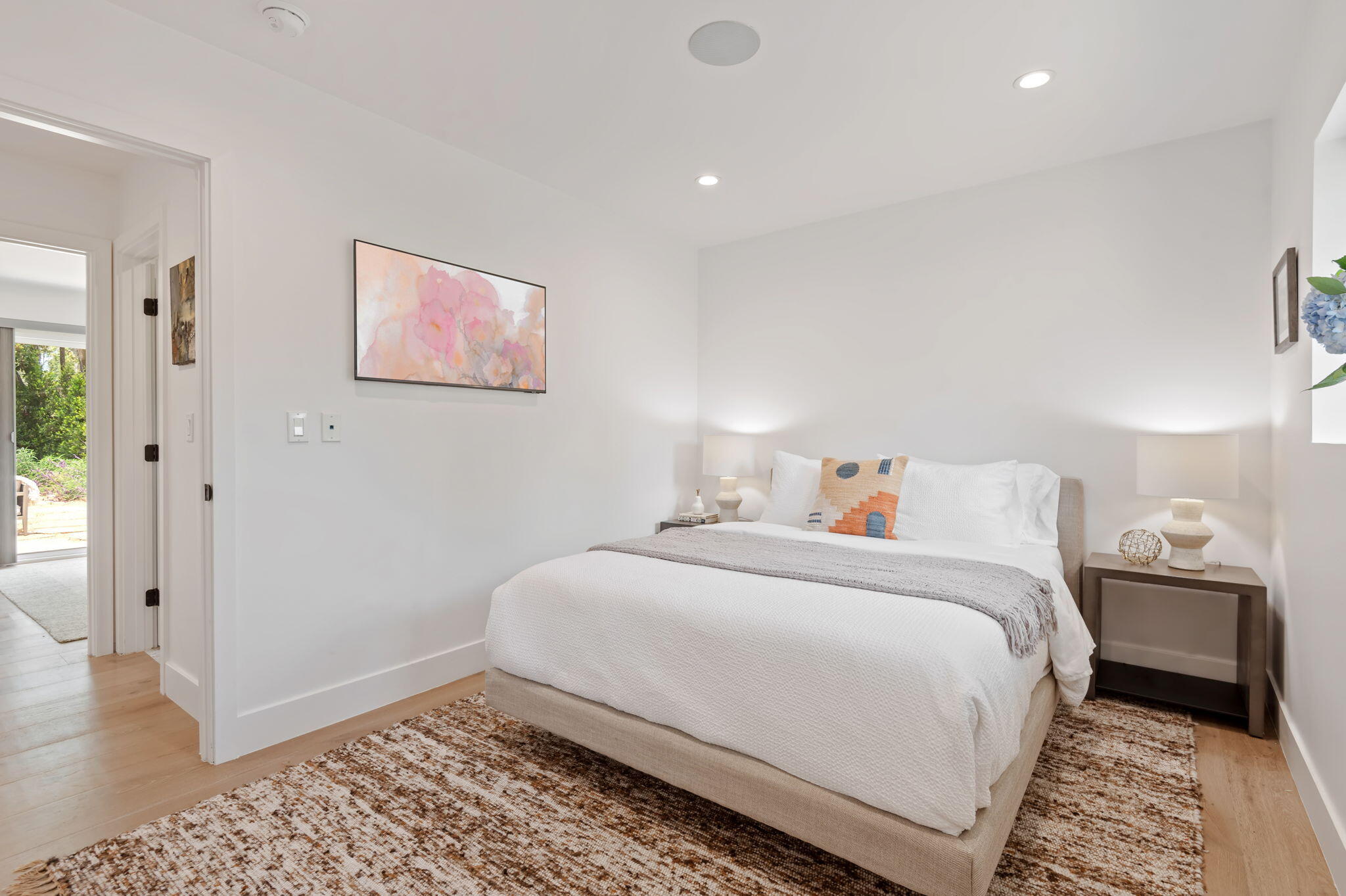 2402 Calle Montilla