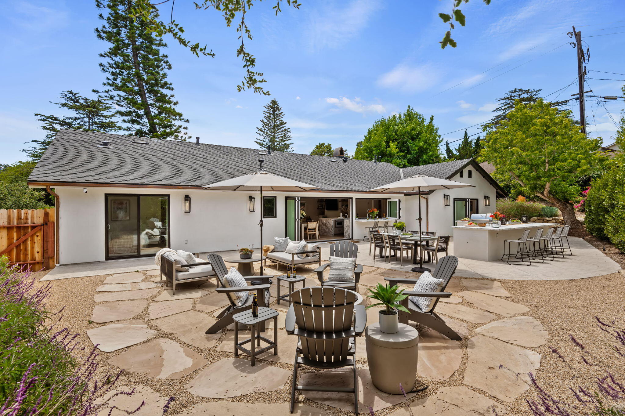 2402 Calle Montilla