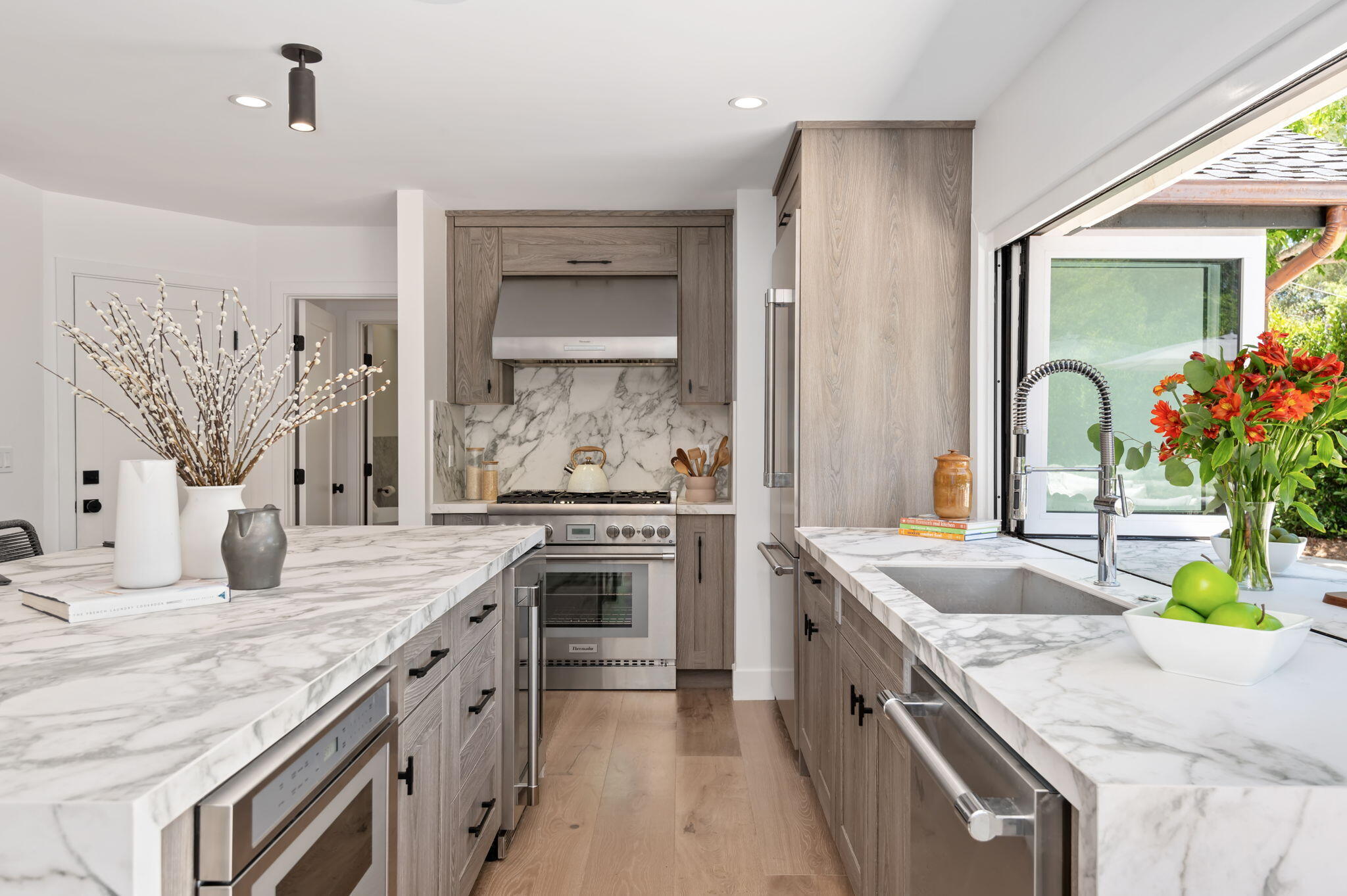 2402 Calle Montilla