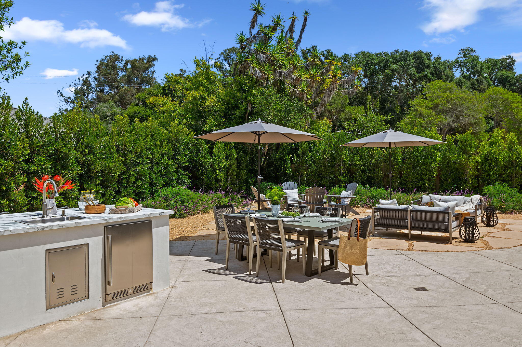 2402 Calle Montilla
