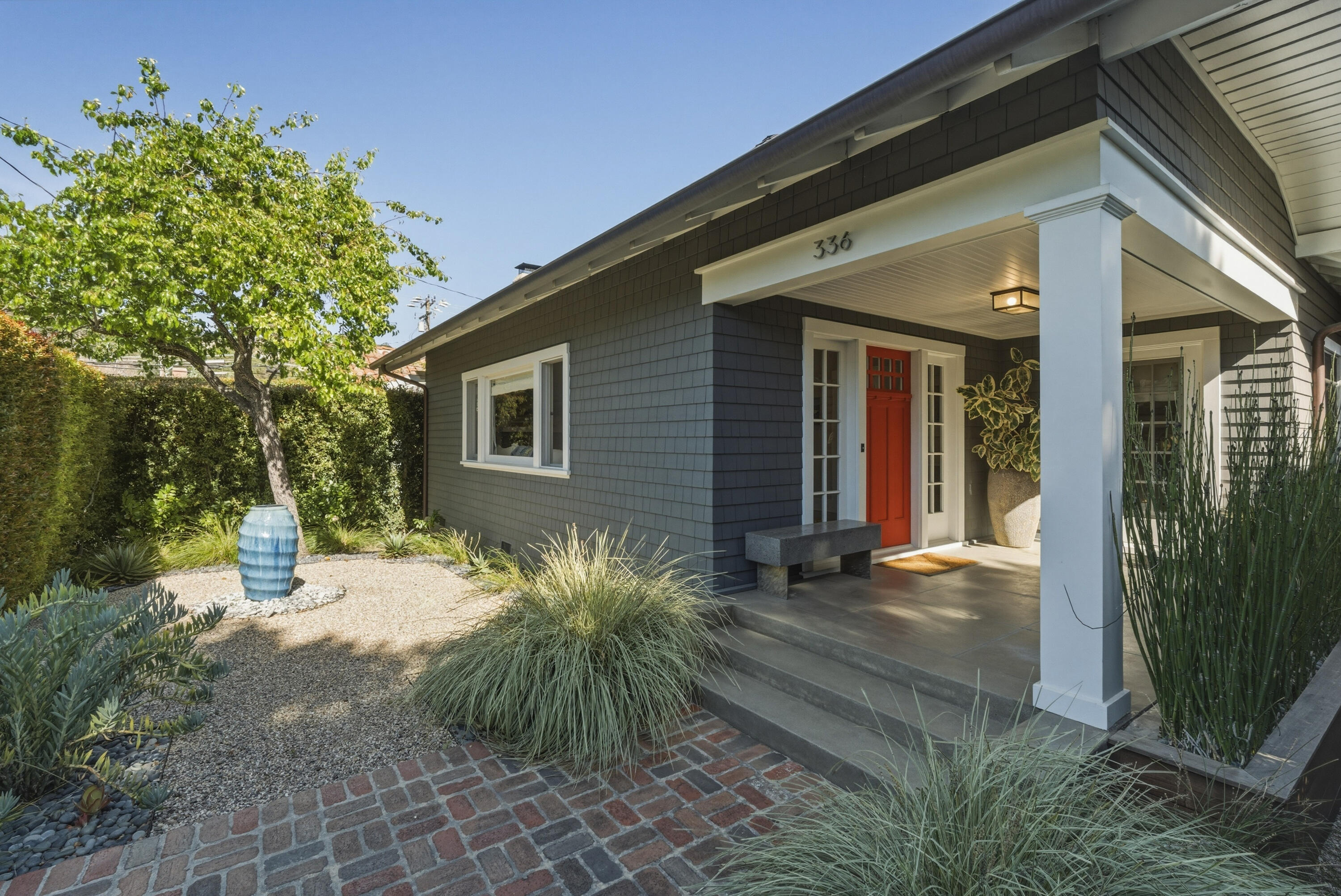 336 E Padre Street