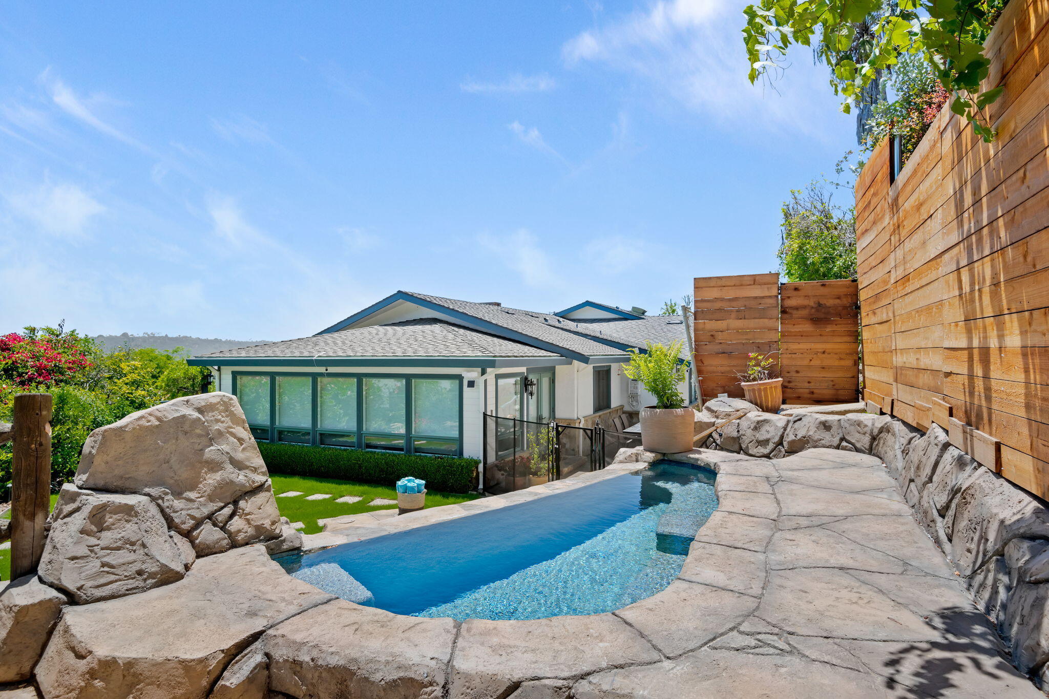 964 Garcia Road